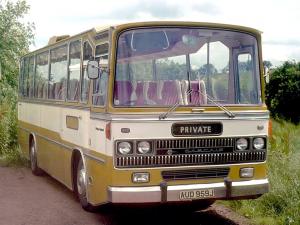 Bedford YRQ Caetano Cascais (C45F) (UK) '1971